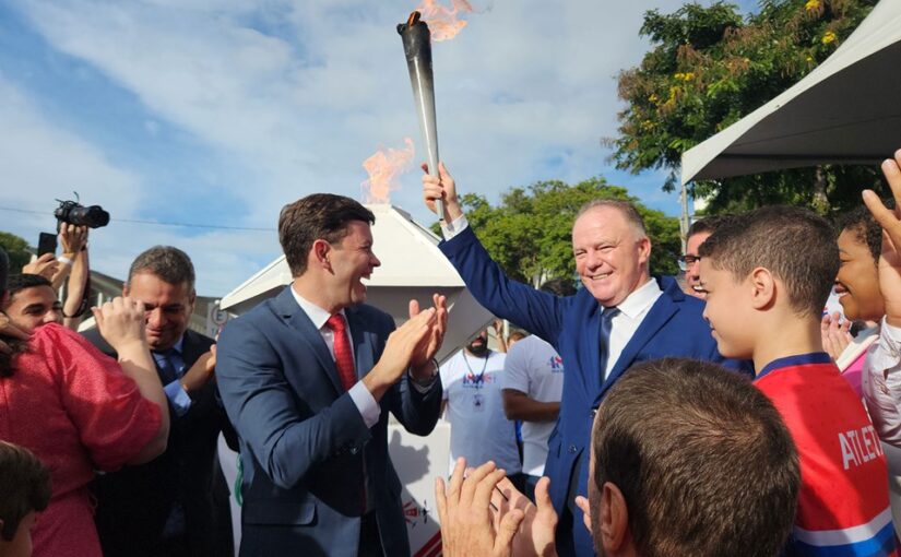 Casagrande participa das comemorações do aniversário de 488 anos de Vila Velha