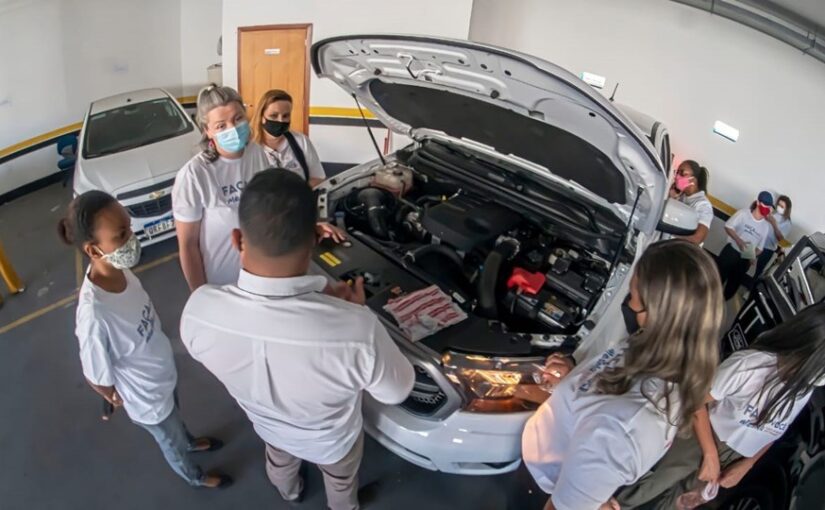 Detran|ES lança segunda edição do Curso de Mecânica Básica para Mulheres ‘Faça você mesma’